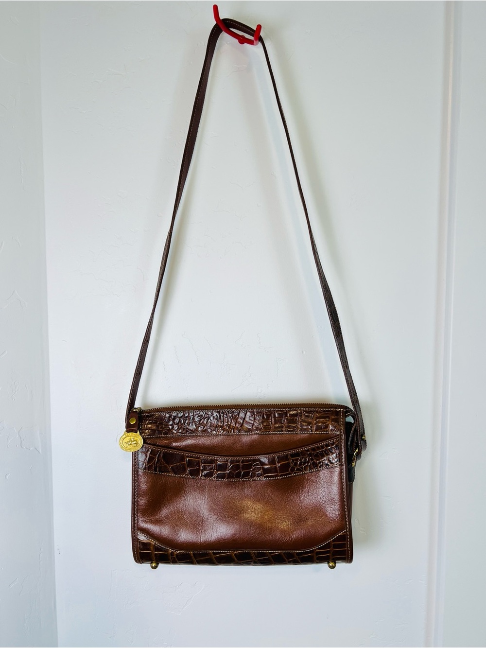 Vintage Brahmin Leather Croc Embossed Crossbody Bag